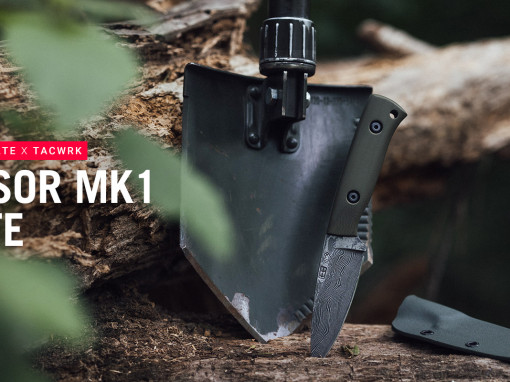 Fossor MK1 Messer aus recyceltem Bundeswehr-Spatenstahl mit Damastklinge, Kydexscheide und originalem Dreifachspaten im Outdoor-Setting